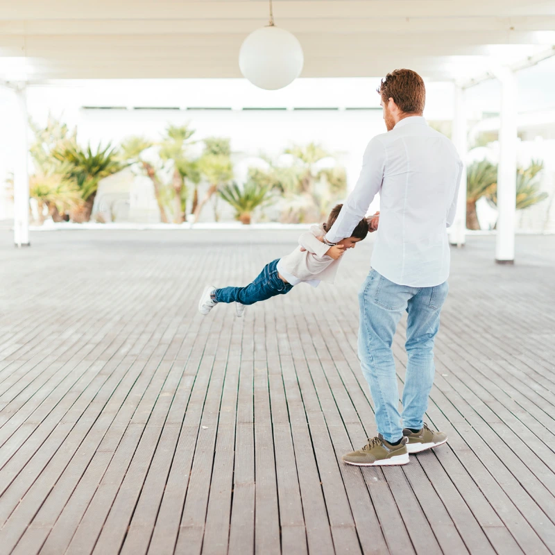 We install and deliver your flooring perfectly